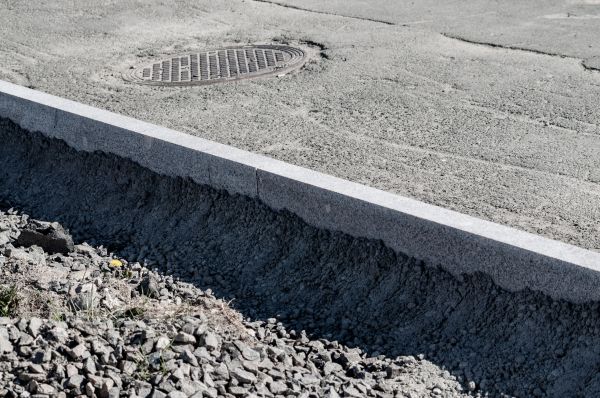 Cost of Sidewalk Curbing Repair in Mansfield